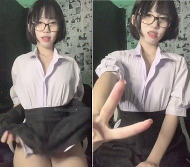 Ангел использует Sextoy, чтобы мастурбировать